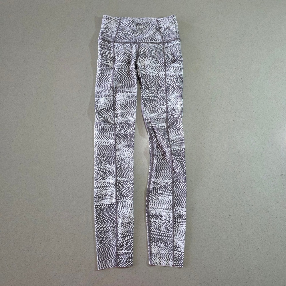 Lululemon Grey White Snakeskin Print High Rise Pocket Leggings Size 2